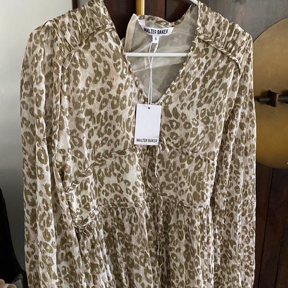 Walter Baker Dresses & Skirts - Walter Baker long sleeve dress. Gold threads make it dressy. Perfect for…